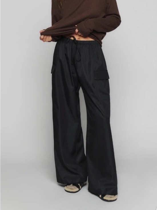 Reformation Pants - Reformation Black Wide-Leg Cargo Trousers